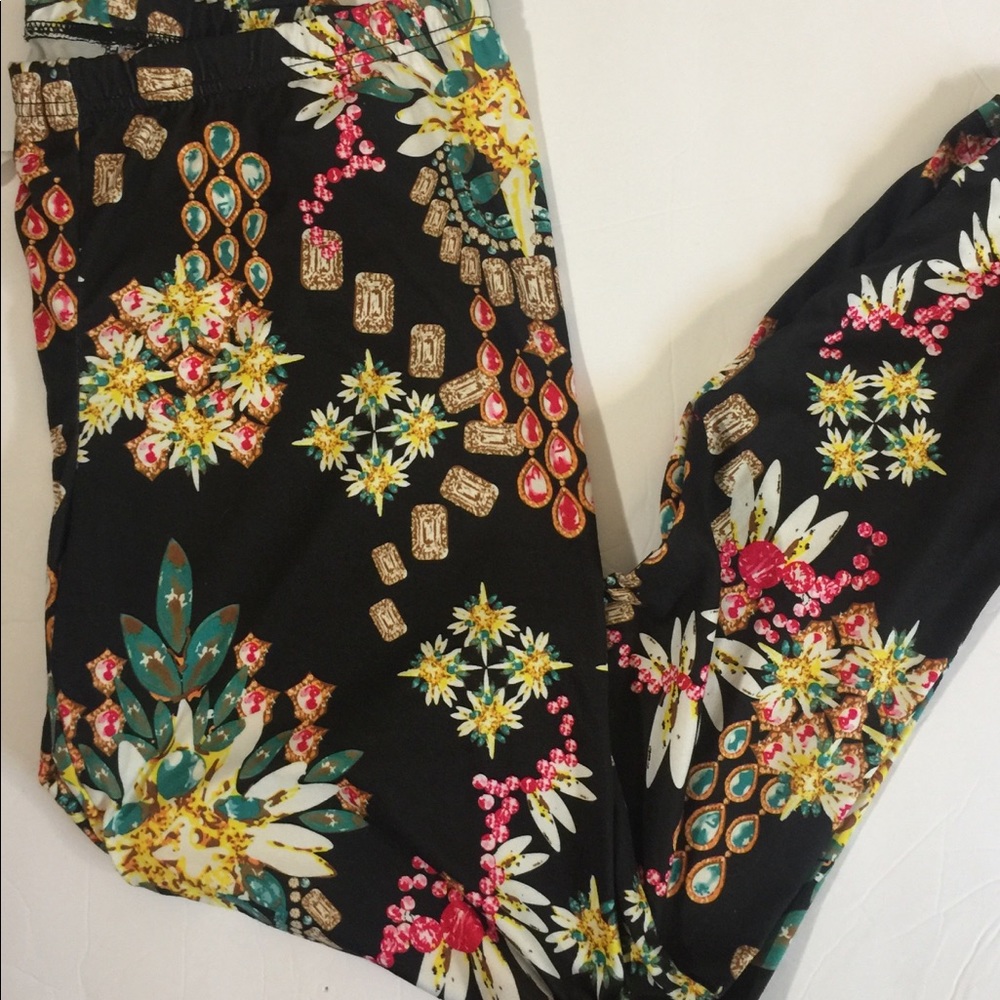 Bold Jewel Patterned Leggings